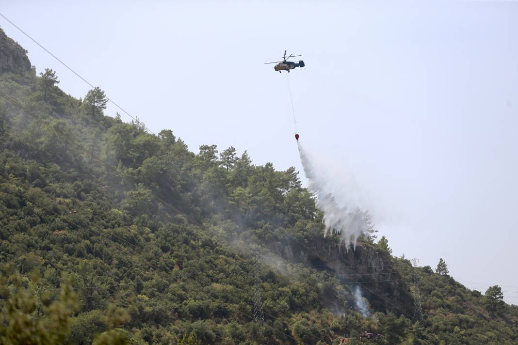 Fethiye'deki orman yangını söndürüldü - Resim: 3